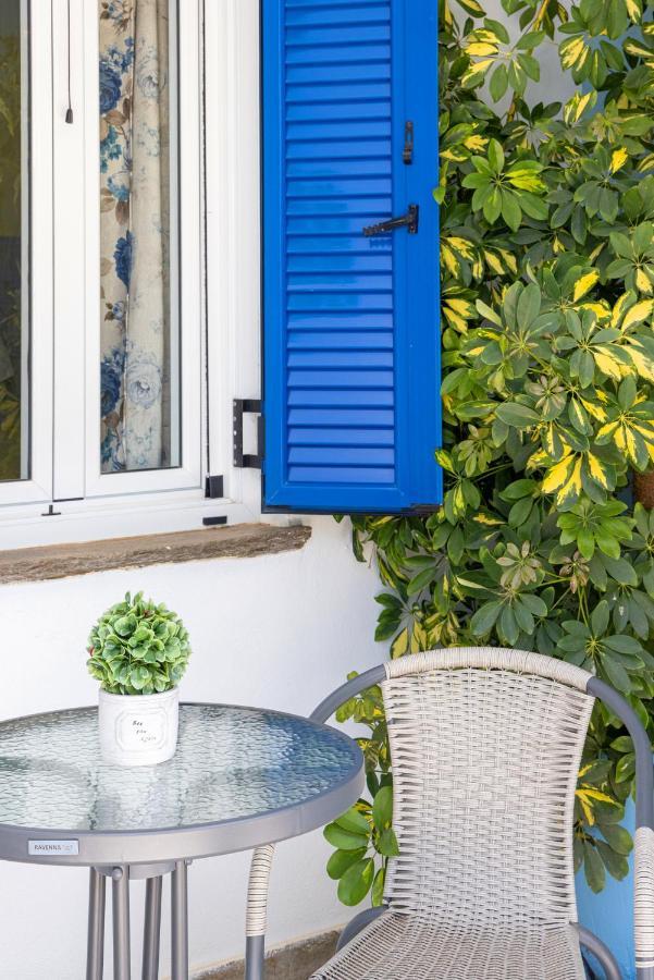 Irini Studios In Tinos อาจิออส ไอออนนิส ภายนอก รูปภาพ