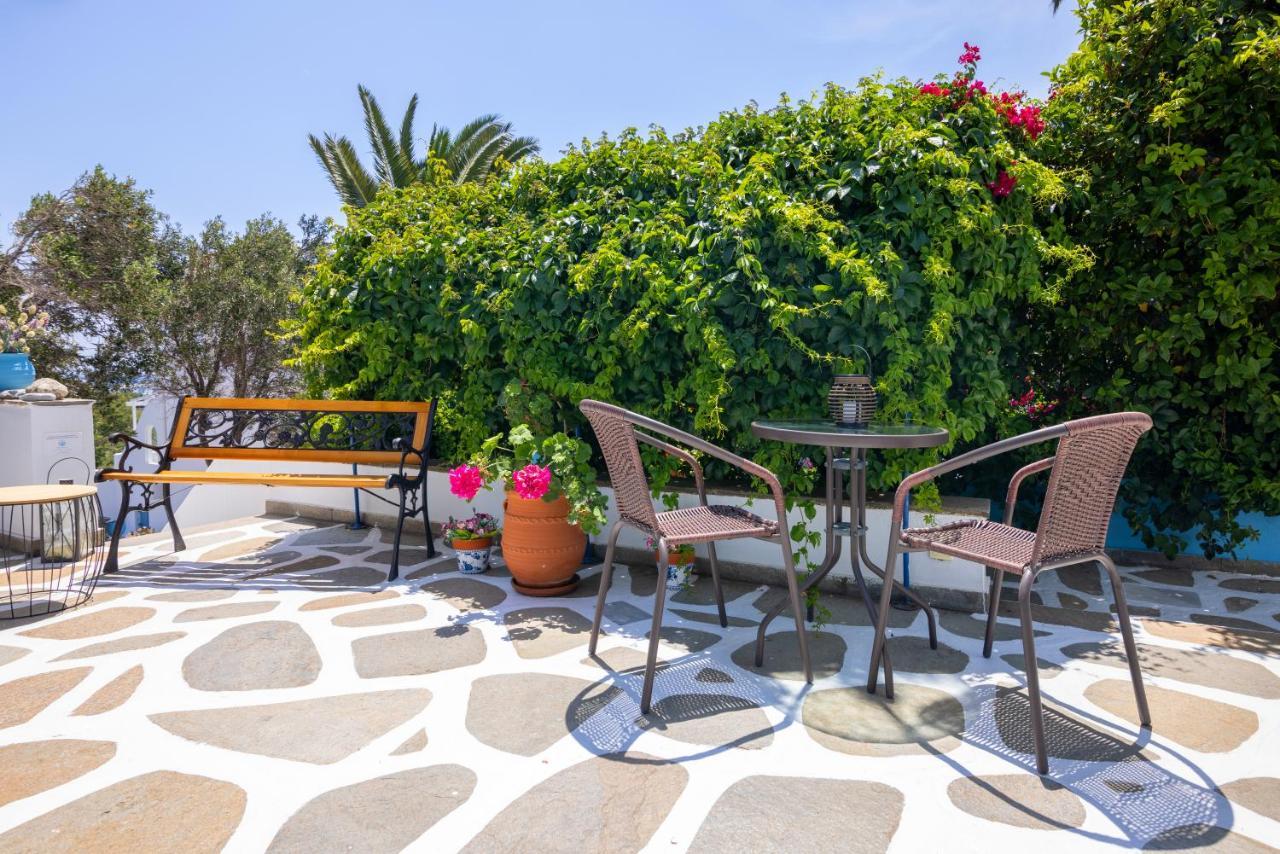 Irini Studios In Tinos อาจิออส ไอออนนิส ภายนอก รูปภาพ